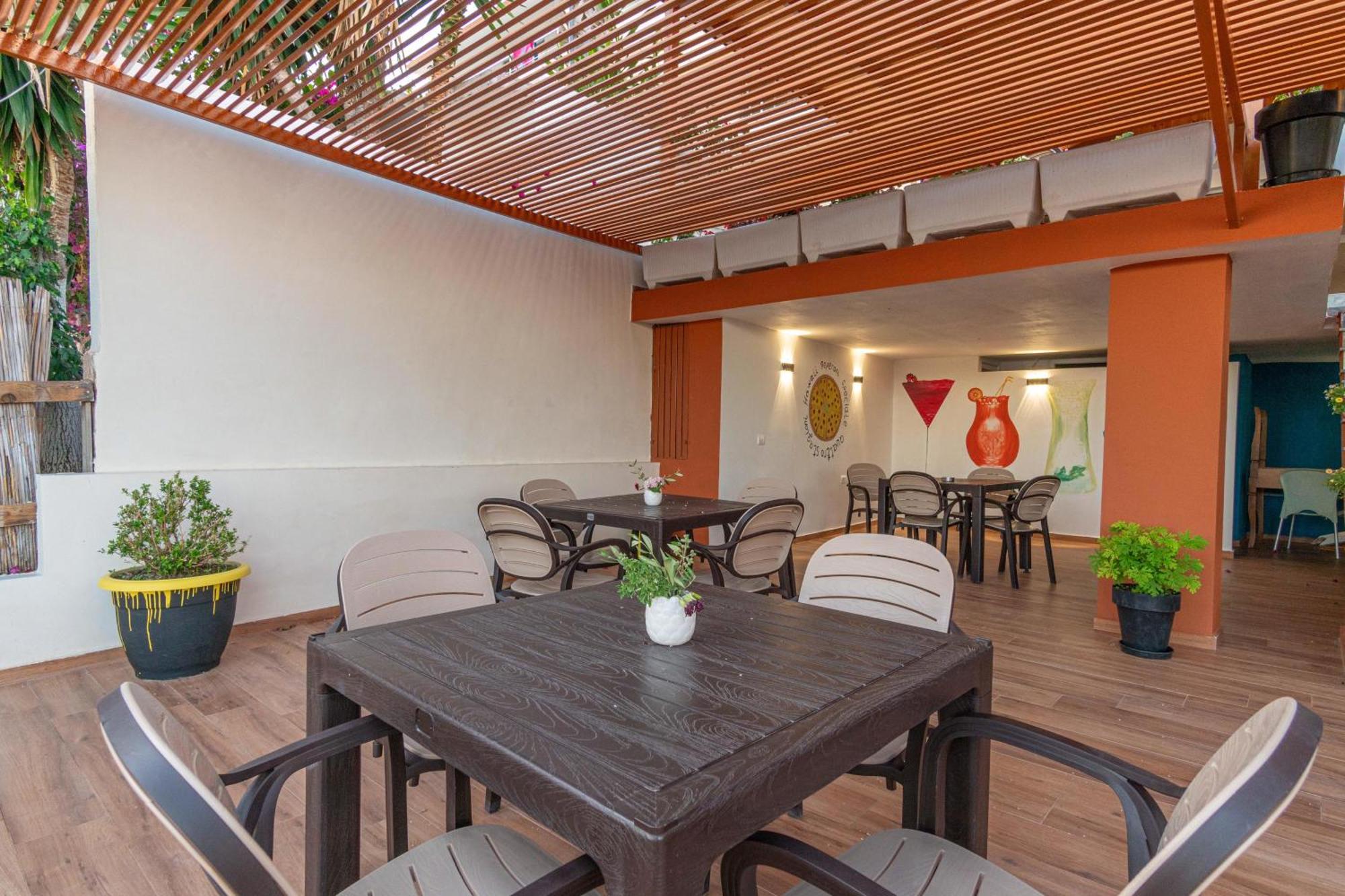 Vila E Bardhe Sarandë Exterior foto