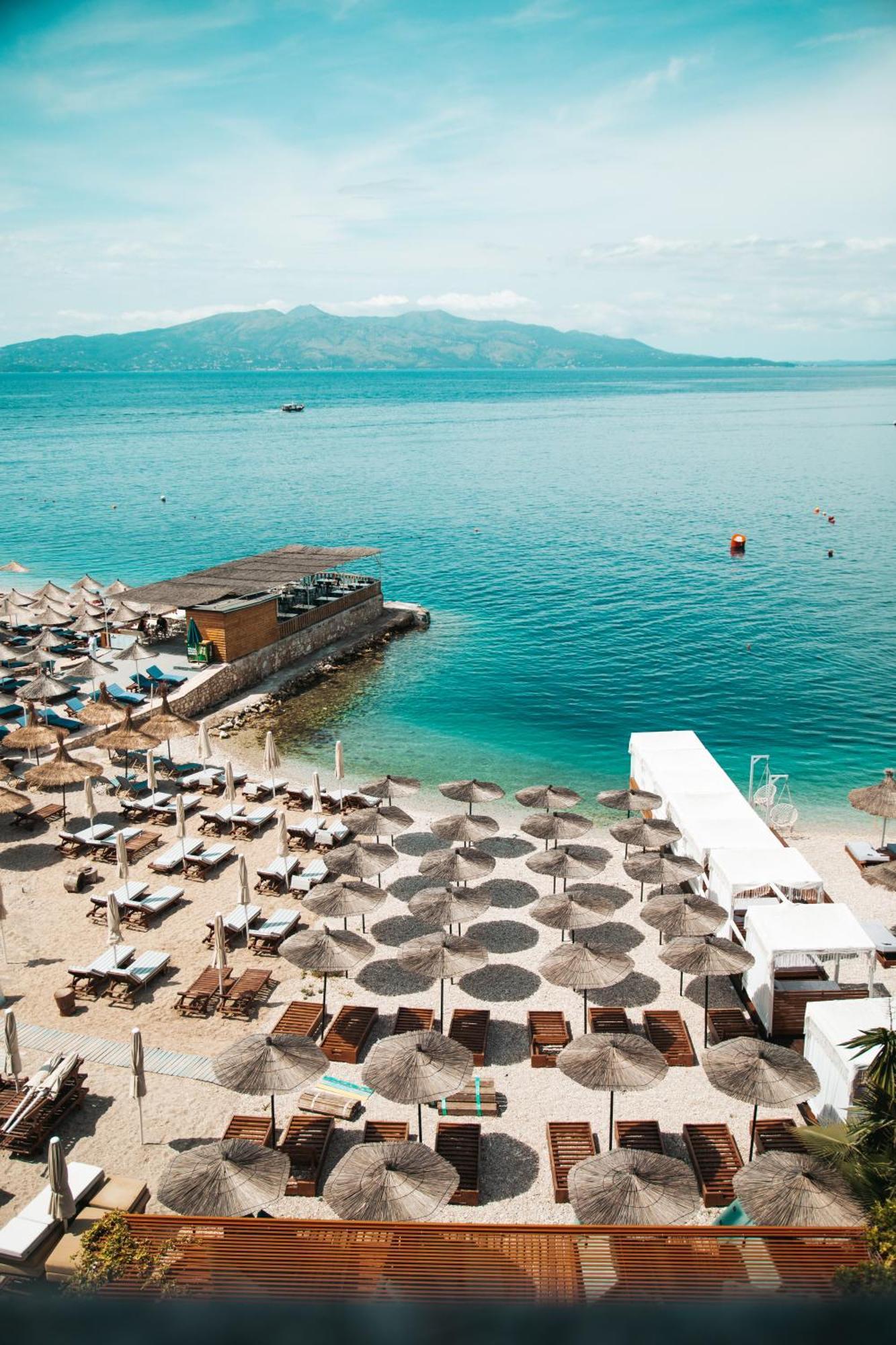 Vila E Bardhe Sarandë Exterior foto